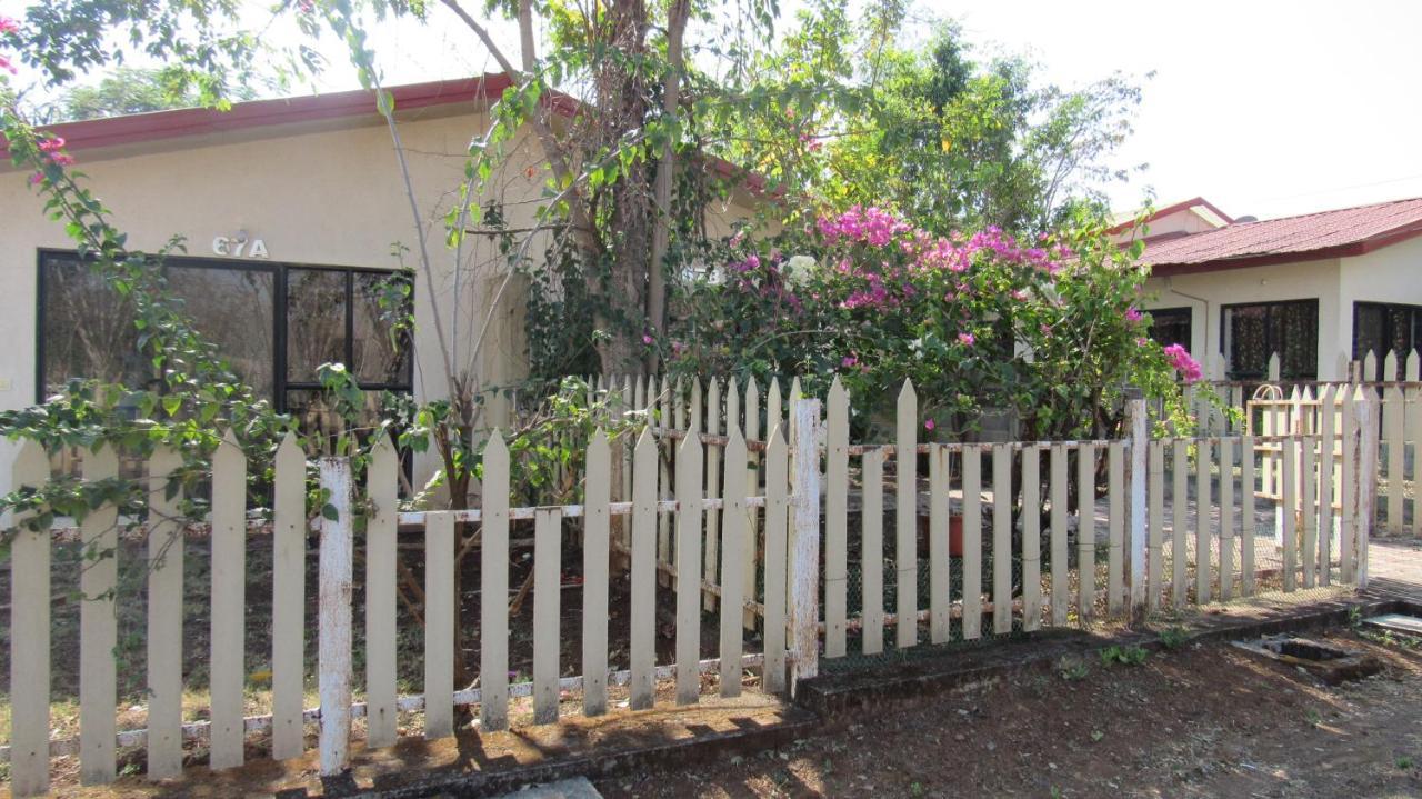Retreat Chalets, The Nest, At Sparsh Resorts, Karjat Exterior foto