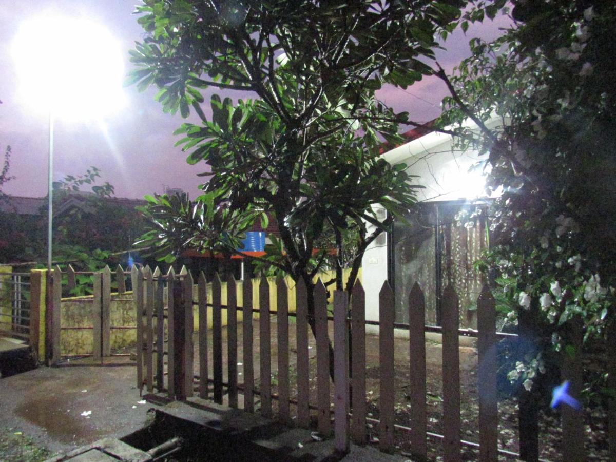 Retreat Chalets, The Nest, At Sparsh Resorts, Karjat Exterior foto