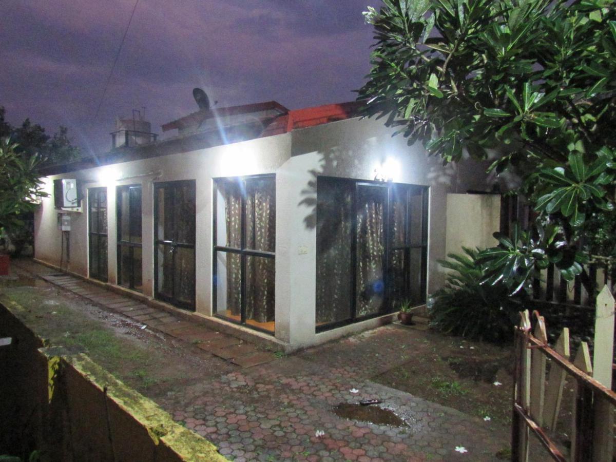 Retreat Chalets, The Nest, At Sparsh Resorts, Karjat Exterior foto